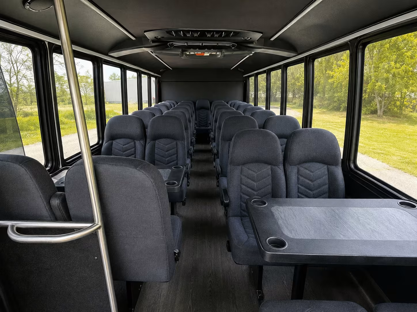 alexandria minibus rentals for concerts at the birchmere