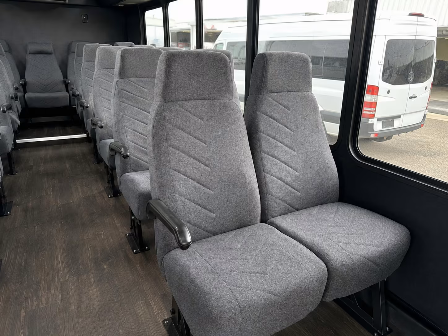 multi stop minibus rentals for alexandria federal agencies
