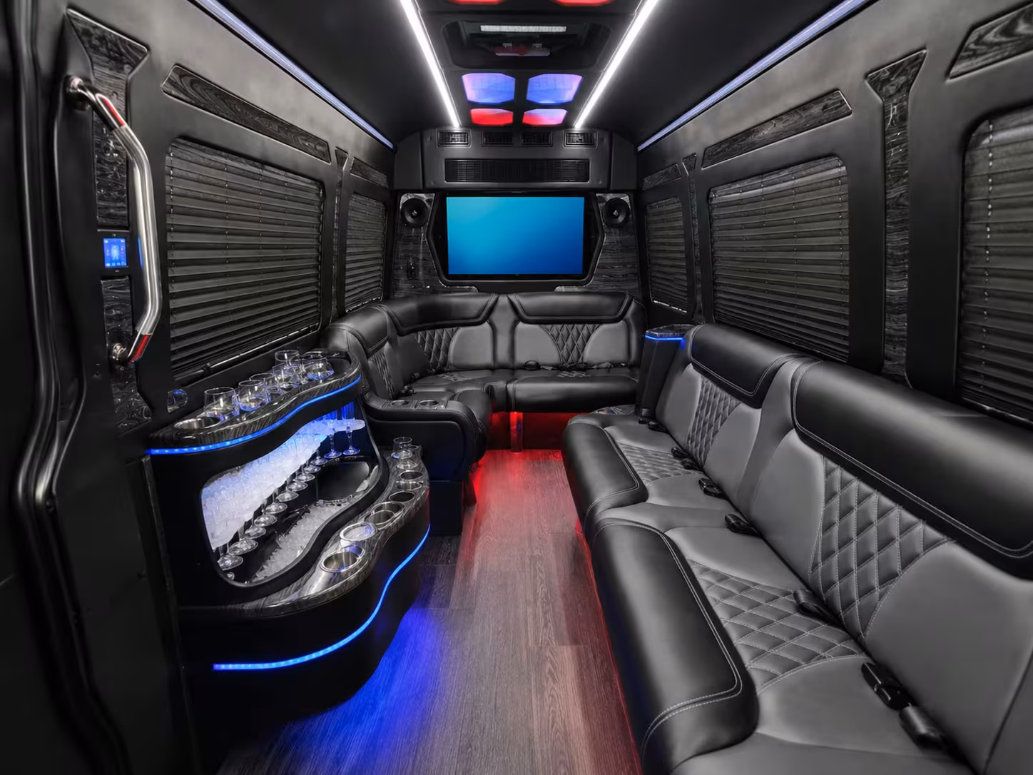 school field trip bus rentals in alexandria
